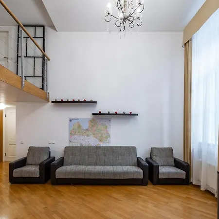 דירה Amazing Loft In The Heart Of The Old Town *
