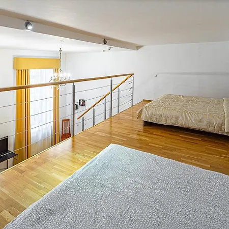 Amazing Loft In The Heart Of The Old Town * ריגה