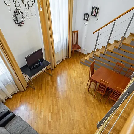 Amazing Loft In The Heart Of The Old Town ריגה